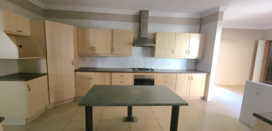 3 Bedroom Property for Sale in Ifafi North West